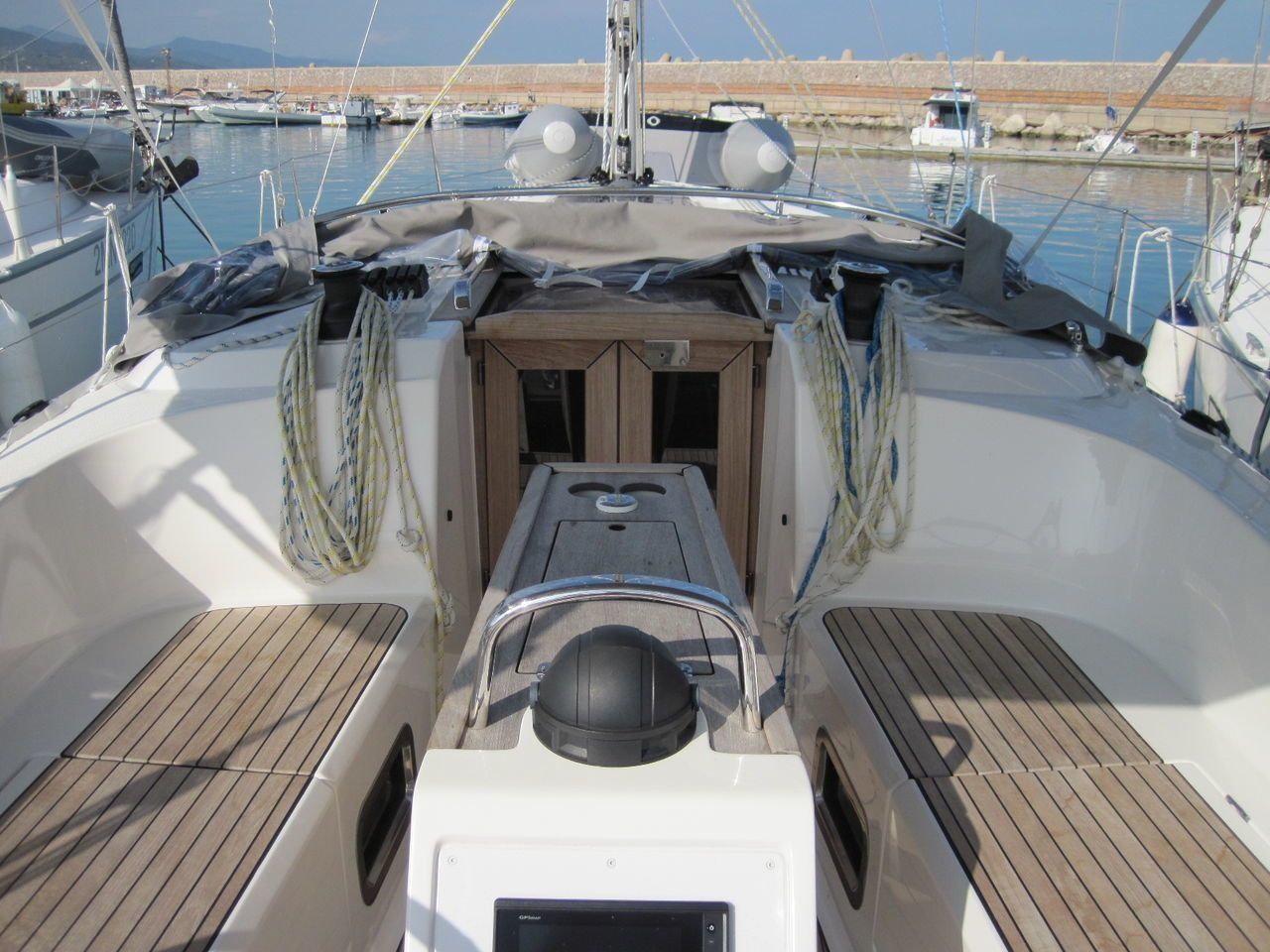Bavaria Cruiser 37 | Jane 2