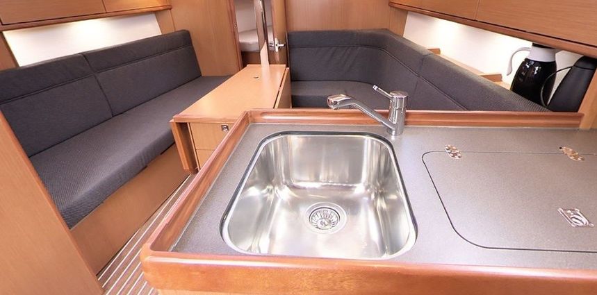 Bavaria Cruiser 34 | Saga