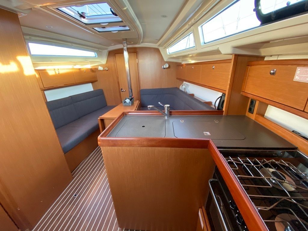 Bavaria Cruiser 34 | Saga