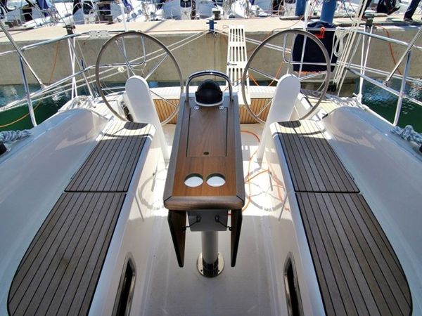 Bavaria Cruiser 34 | Saga