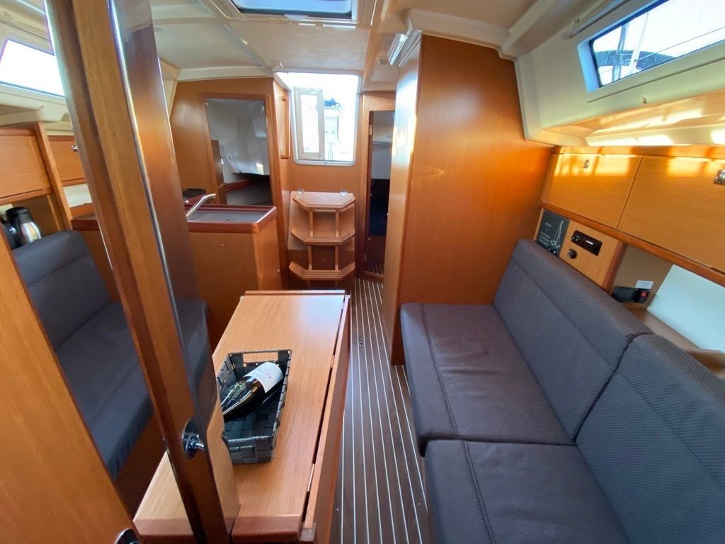 Bavaria Cruiser 34 | Saga