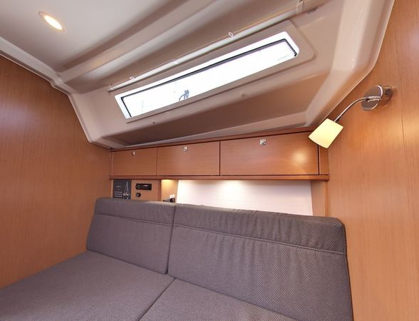 Bavaria Cruiser 34 | Saga