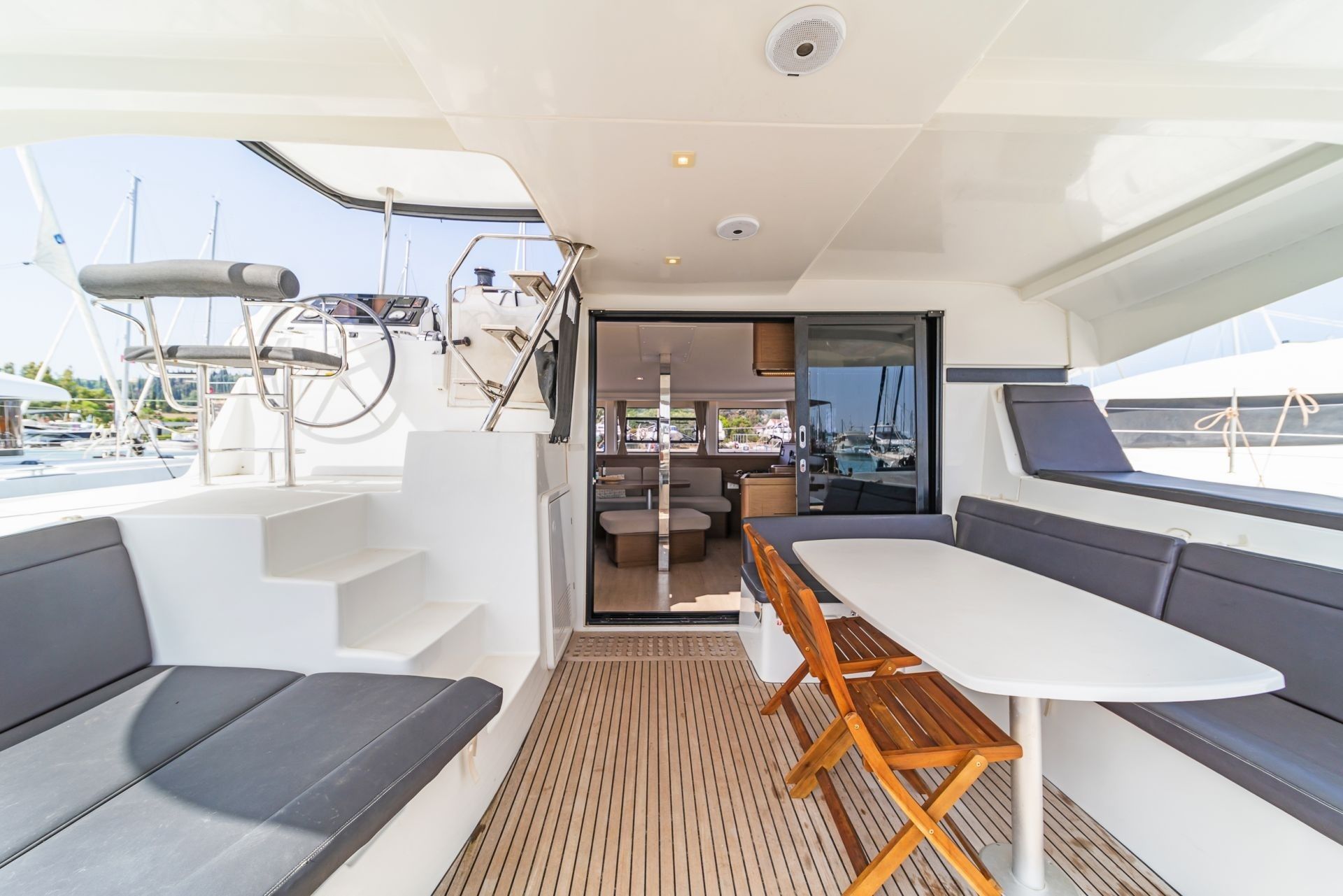 Lagoon 42 | Equilibrium