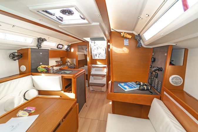 Jeanneau Sun Odyssey 349 | Agios Nikolaos