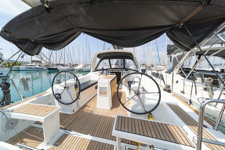 Beneteau Oceanis 38 | Philyra