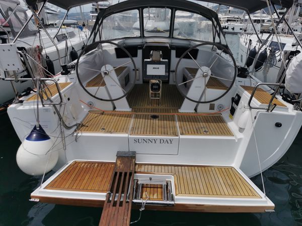 Hanse 388 | Sunny Day