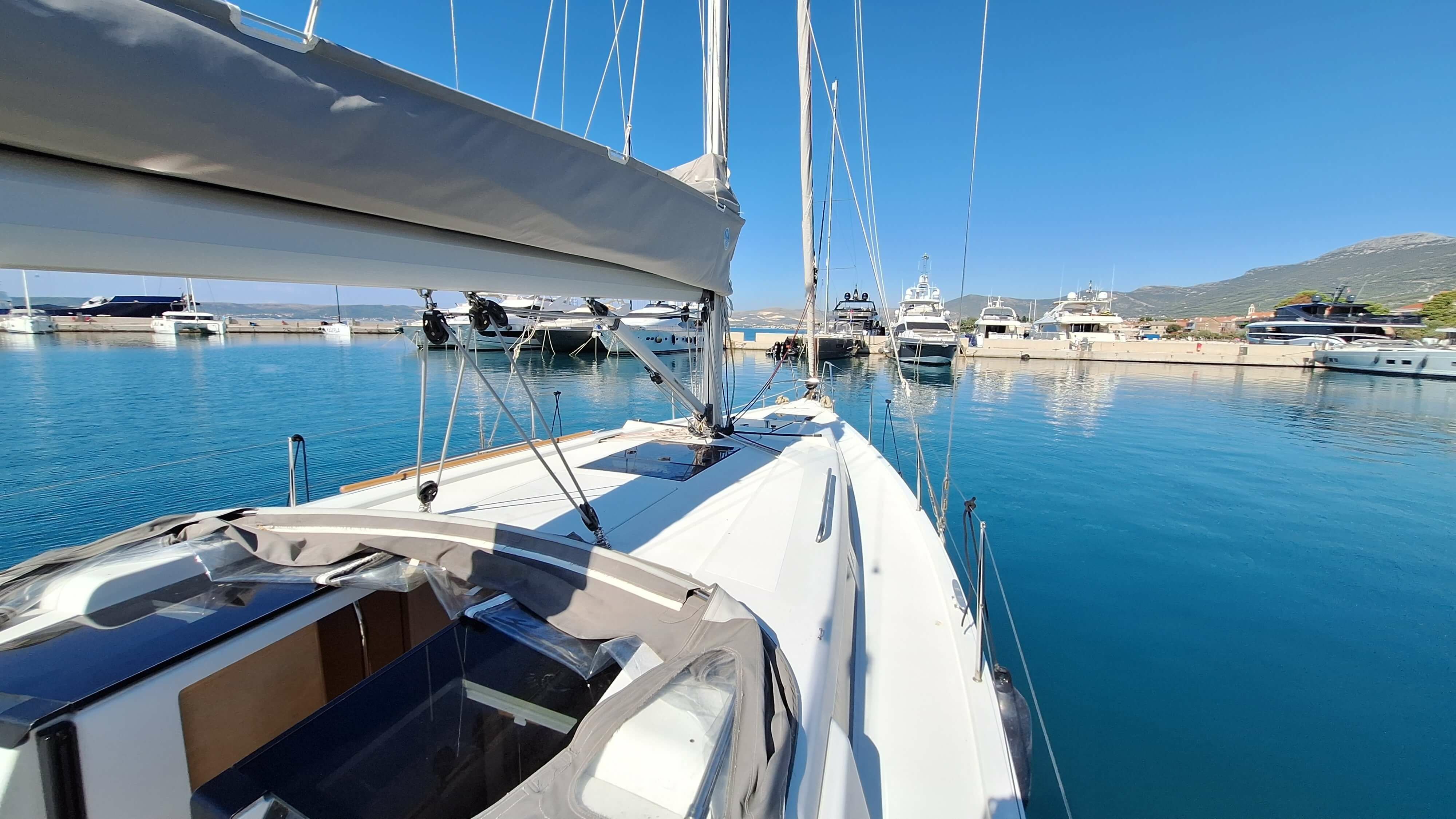 Hanse 388 | Sunny Day