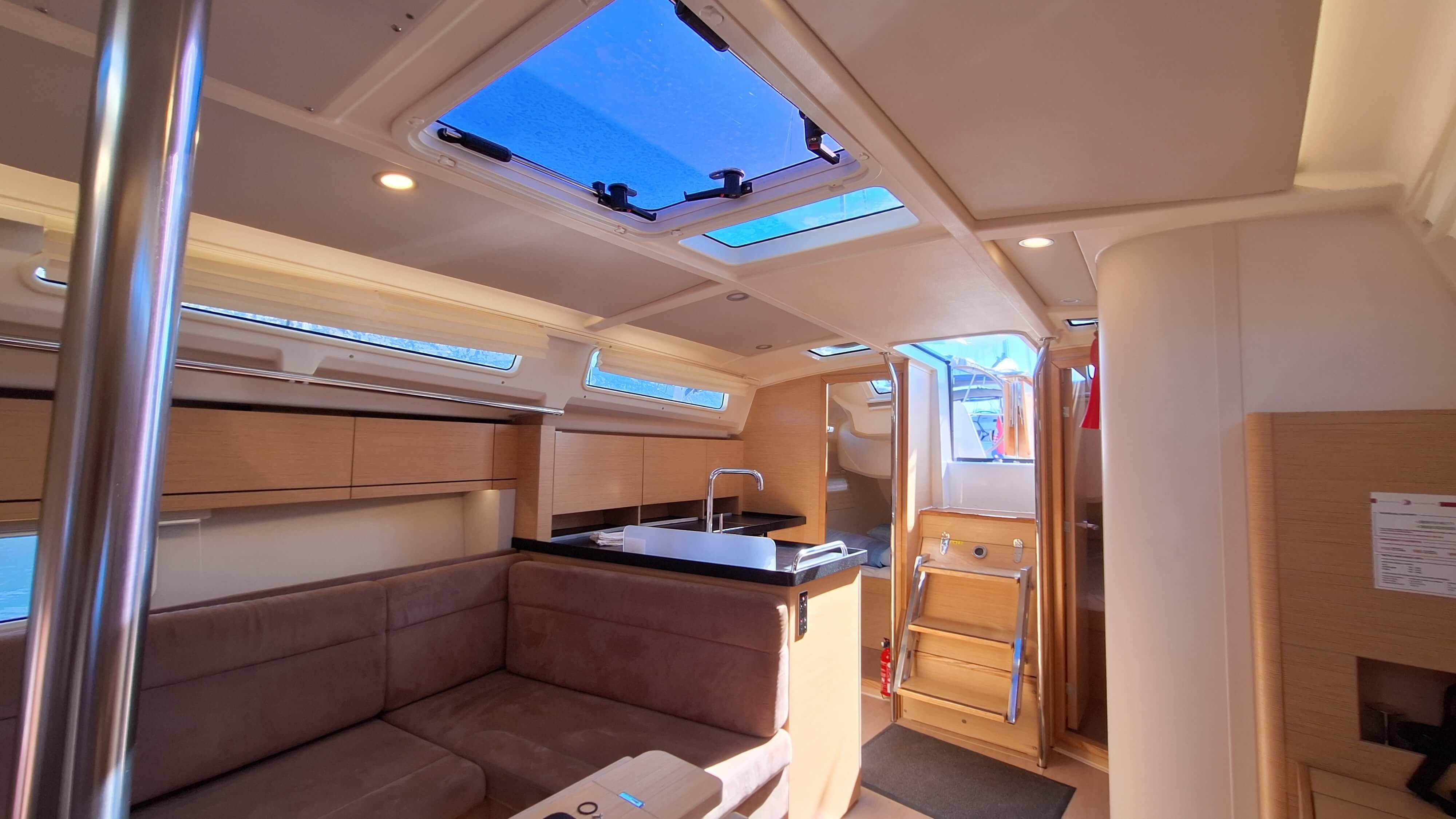Hanse 388 | Sunny Day