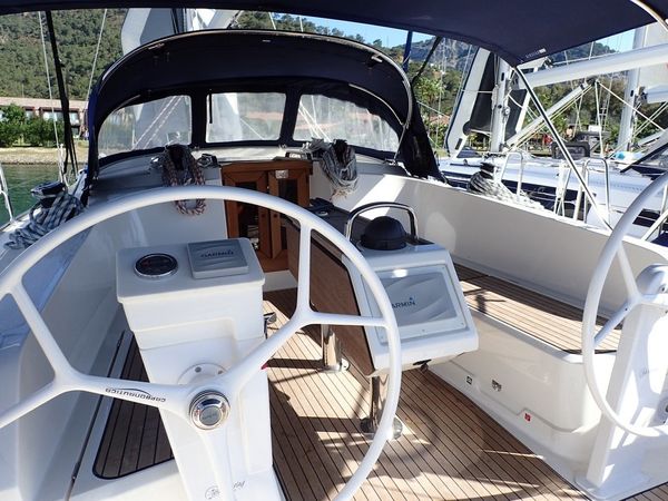 Bavaria Cruiser 41 | Lal