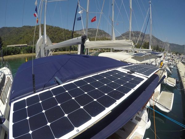 Bavaria Cruiser 41 | Lal