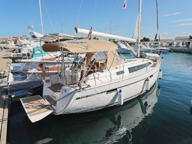 Bavaria Cruiser 37 | Lupe