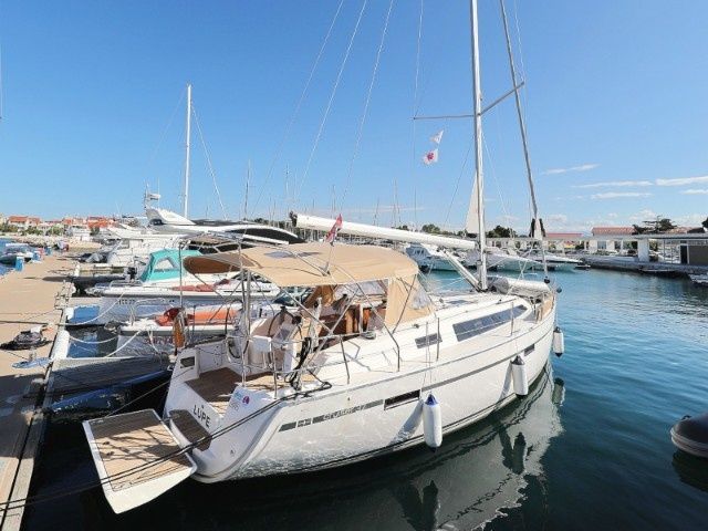 Bavaria Cruiser 37 | Lupe