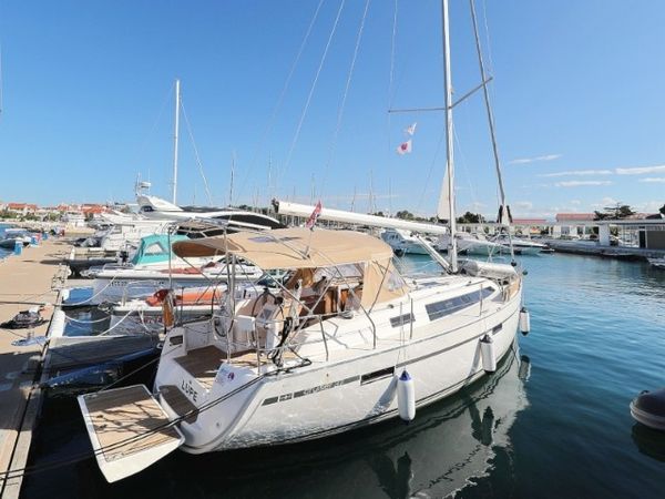 Bavaria Cruiser 37 | Lupe