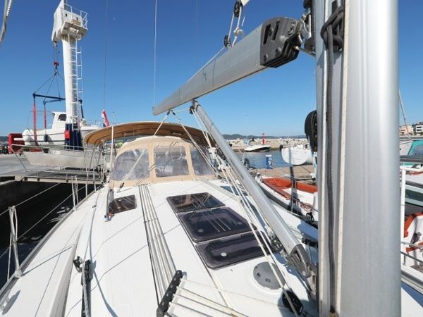 Bavaria Cruiser 37 | Lupe