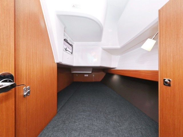 Bavaria Cruiser 37 | Lupe