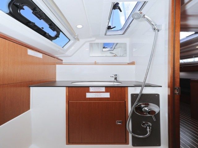 Bavaria Cruiser 37 | Lupe