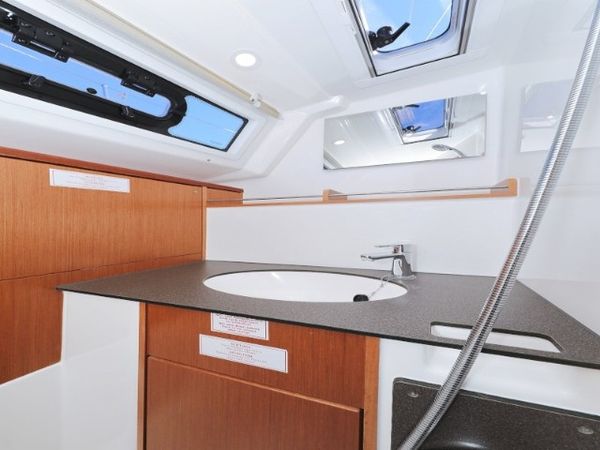 Bavaria Cruiser 37 | Lupe