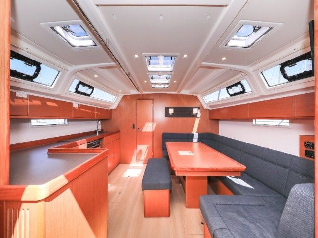 Bavaria Cruiser 46 | Jameson 2