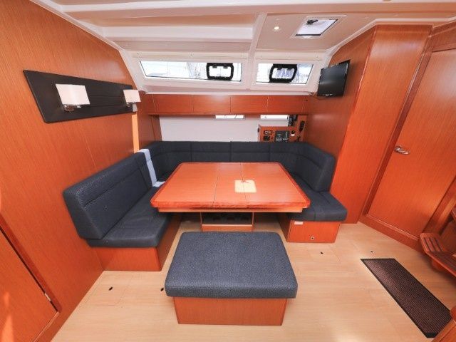 Bavaria Cruiser 46 | Jameson 2