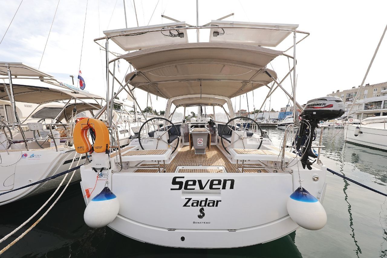 Beneteau Oceanis 41.1 | Seven