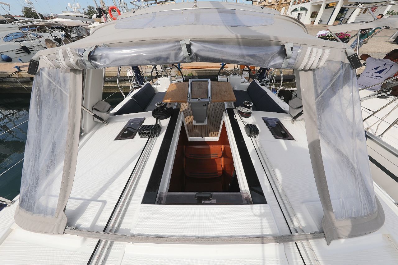 Beneteau Oceanis 41.1 | Seven