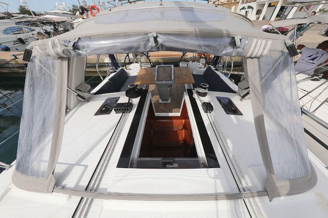 Beneteau Oceanis 41.1 | Seven