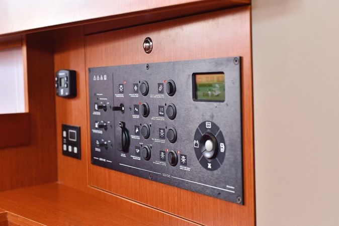 Beneteau Oceanis 41.1 | Seven