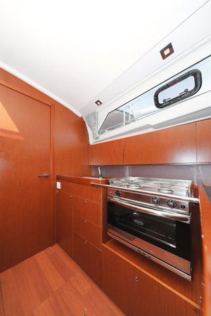 Beneteau Oceanis 41.1 | Seven
