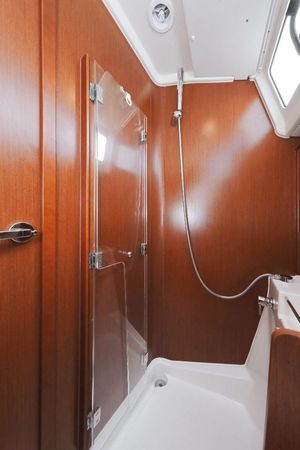Beneteau Oceanis 41.1 | Seven