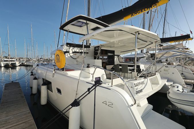 Lagoon 42 | Sapphire