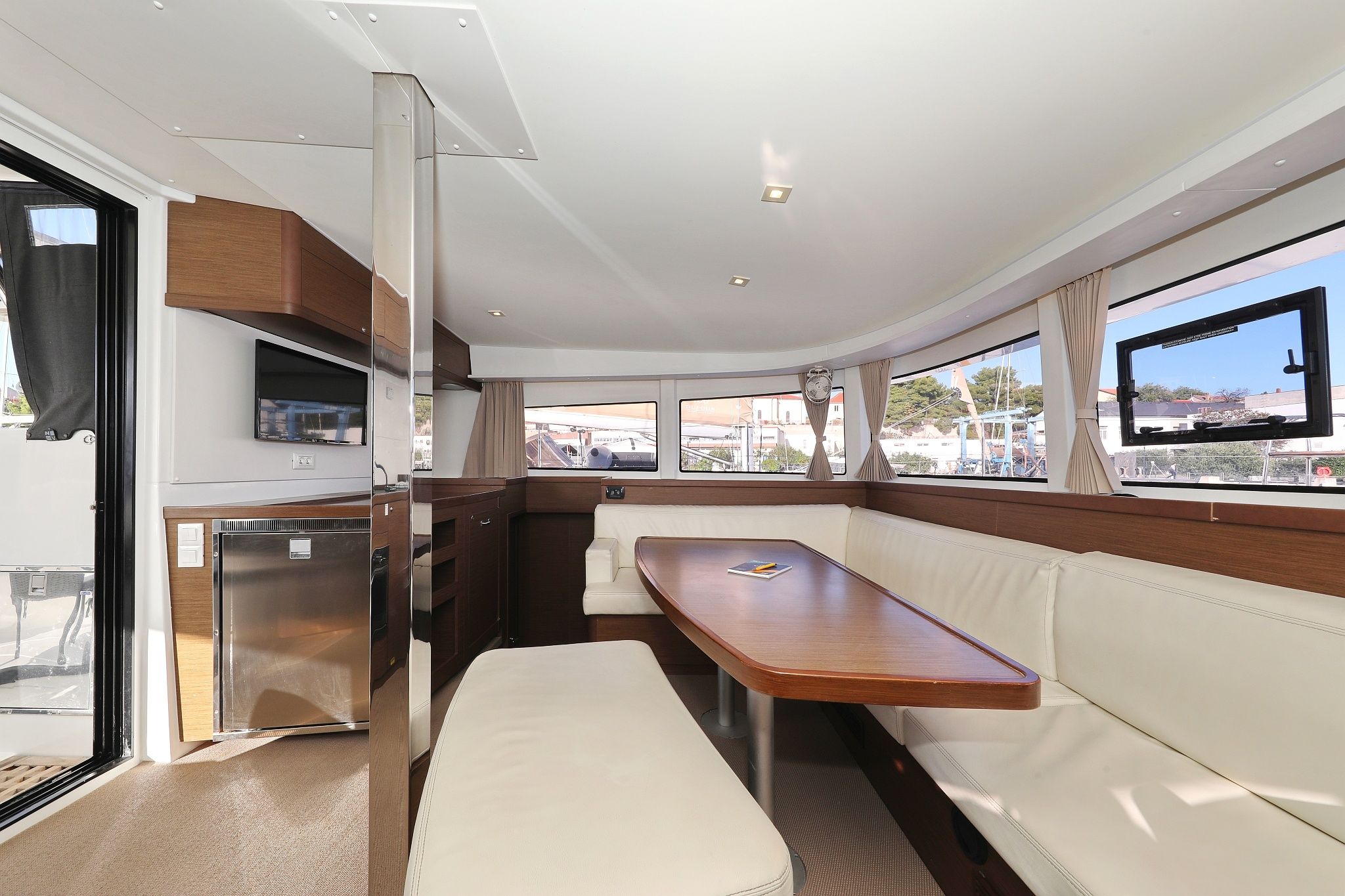 Lagoon 42 | Sapphire