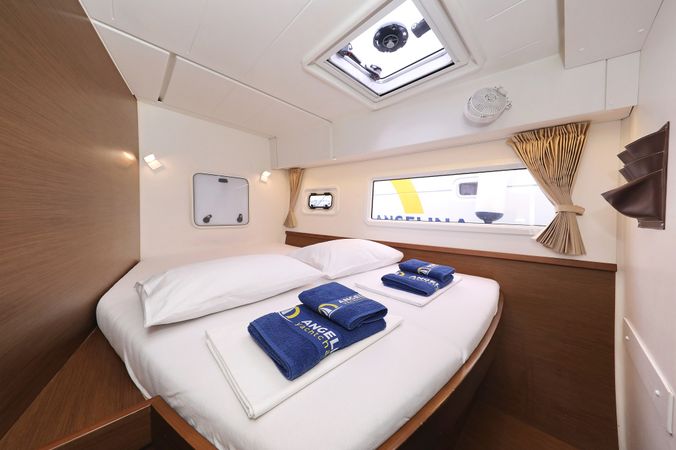 Lagoon 42 | Sapphire