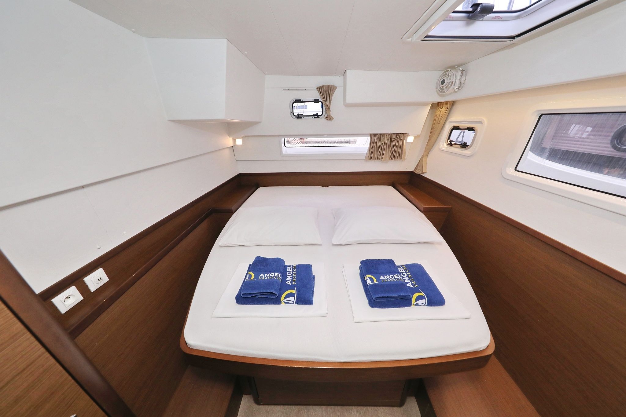 Lagoon 42 | Sapphire