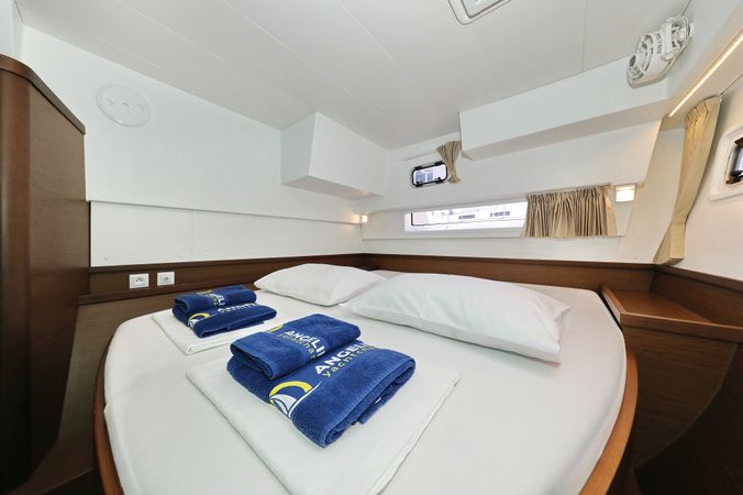 Lagoon 42 | Sapphire