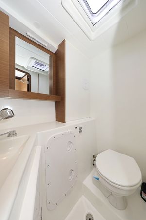 Lagoon 42 | Sapphire