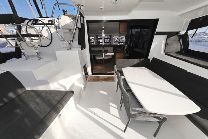 Lagoon 42 | Sapphire