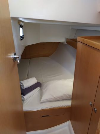 Jeanneau Sun Odyssey 319 | Amathea