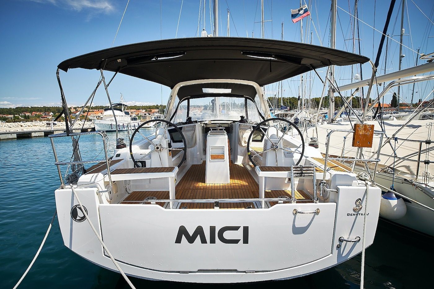 Beneteau Oceanis 38 | Mici