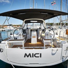 Beneteau Oceanis 38 | Mici
