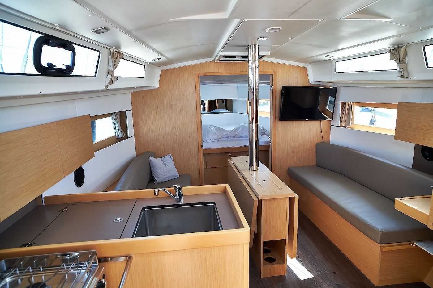 Beneteau Oceanis 38 | Mici