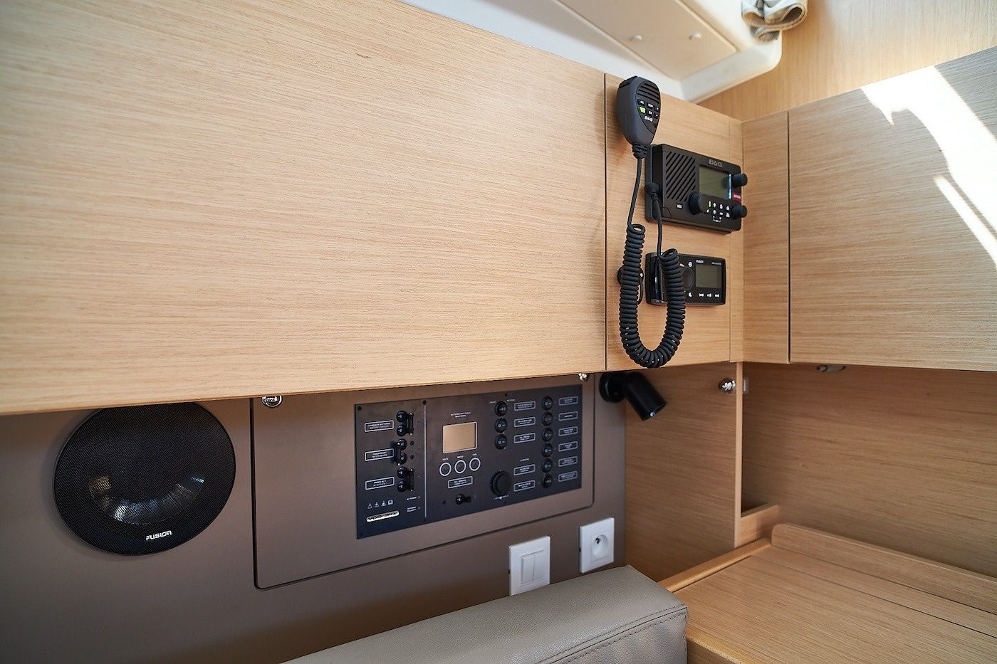 Beneteau Oceanis 38 | Mici
