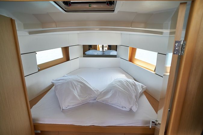 Beneteau Oceanis 38 | Mici