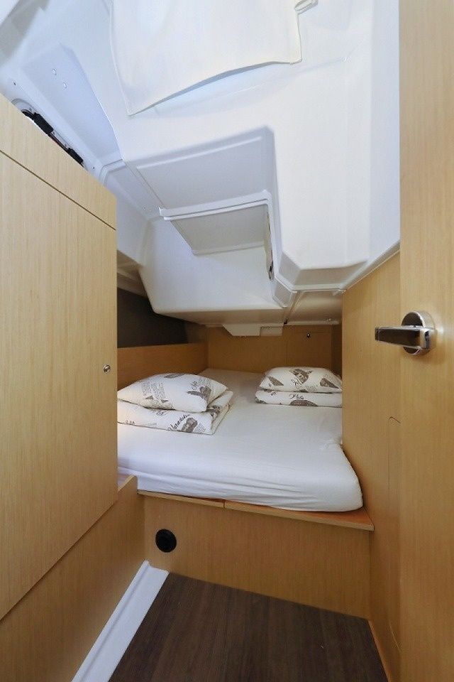 Beneteau Oceanis 38.1 | Reya