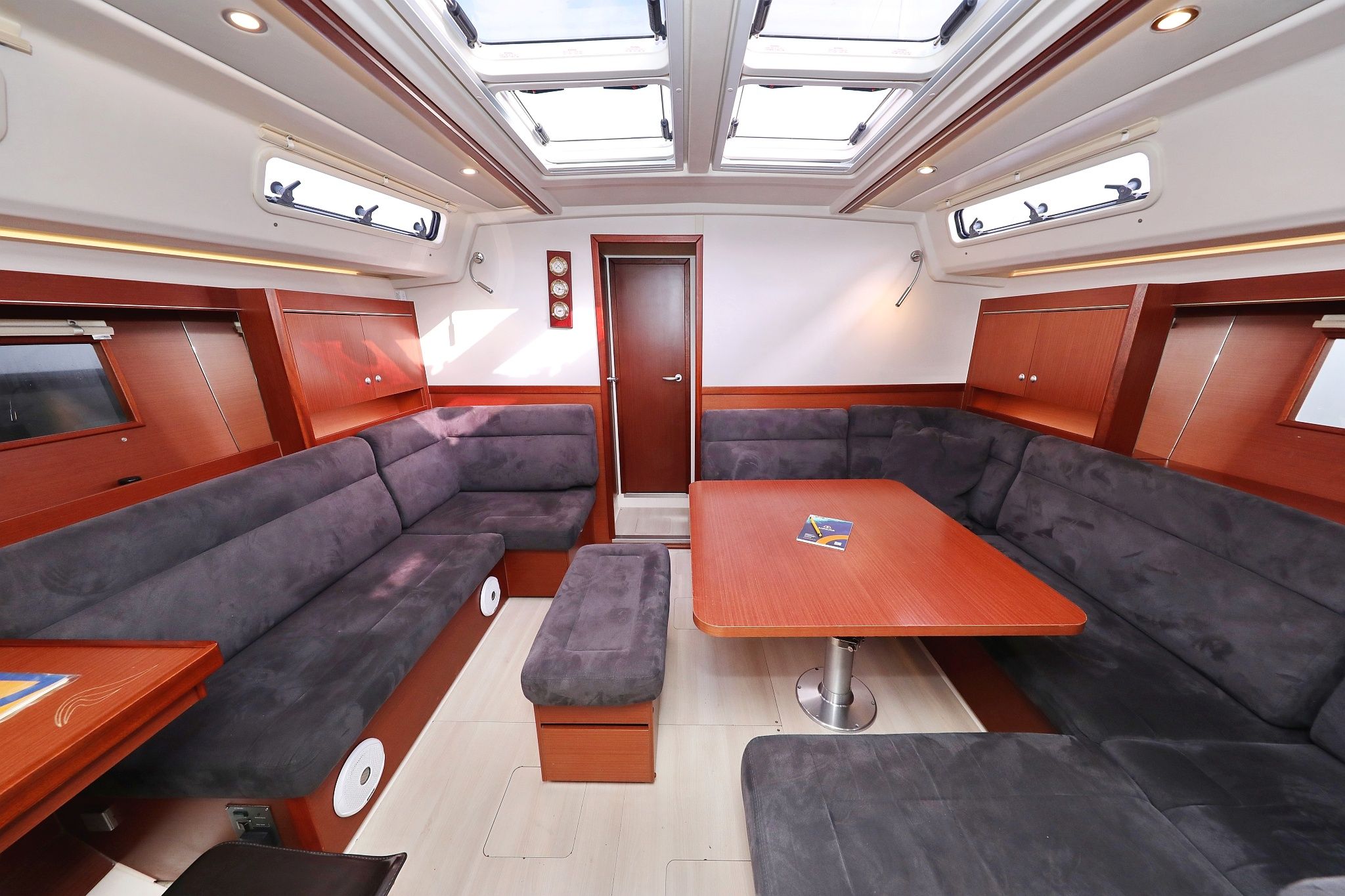 Hanse 455 | Kulfoldi Panna