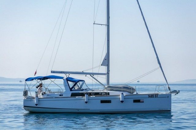 Beneteau Oceanis 38 | Anima Maris  3