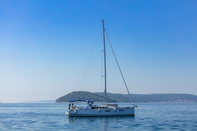 Beneteau Oceanis 38 | Anima Maris  3