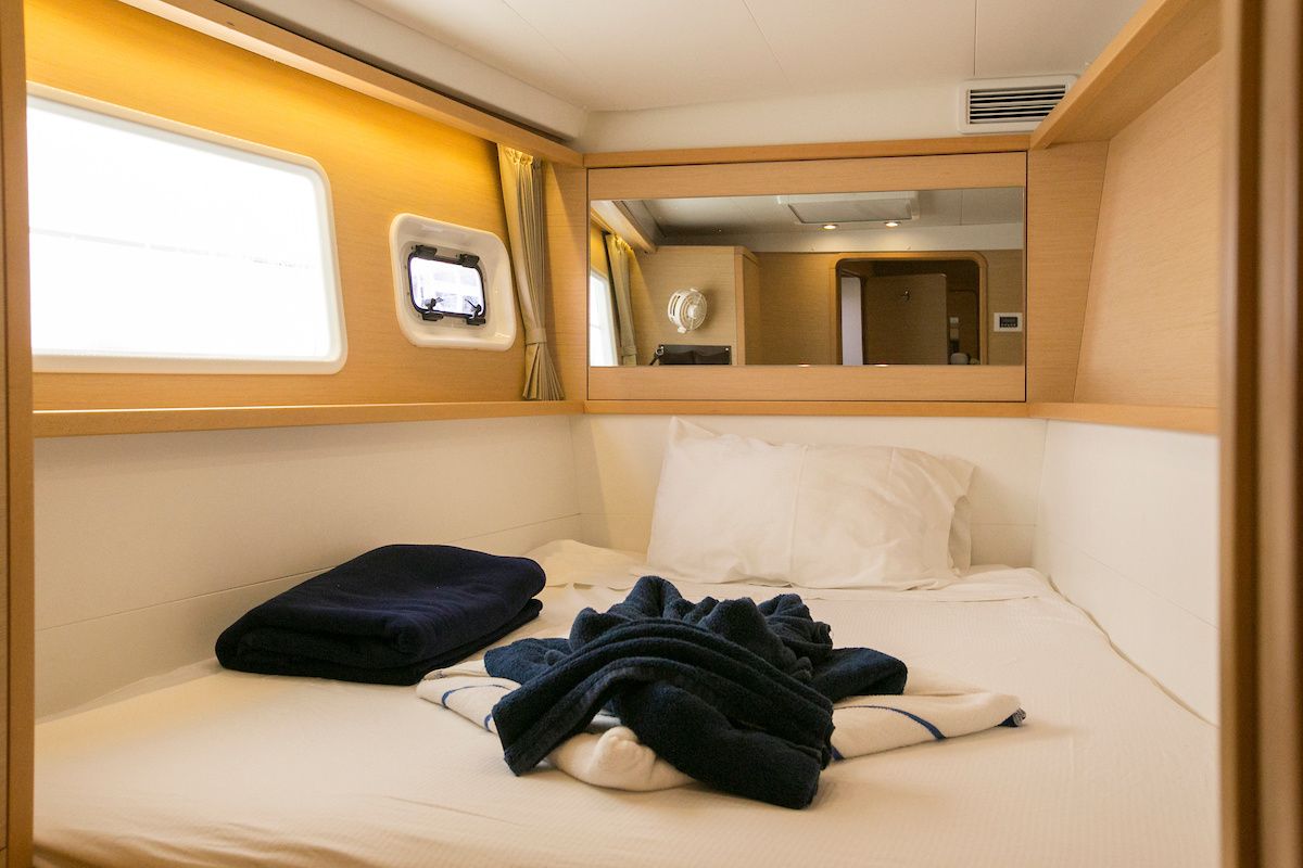 Lagoon 450 F | King Lewis