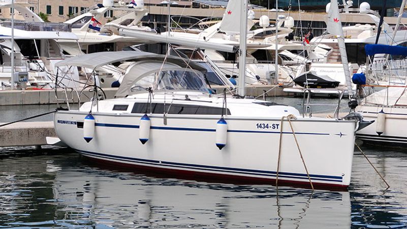 Bavaria Cruiser 34 | Tonkica