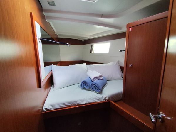 Beneteau Oceanis 48 | Desroches