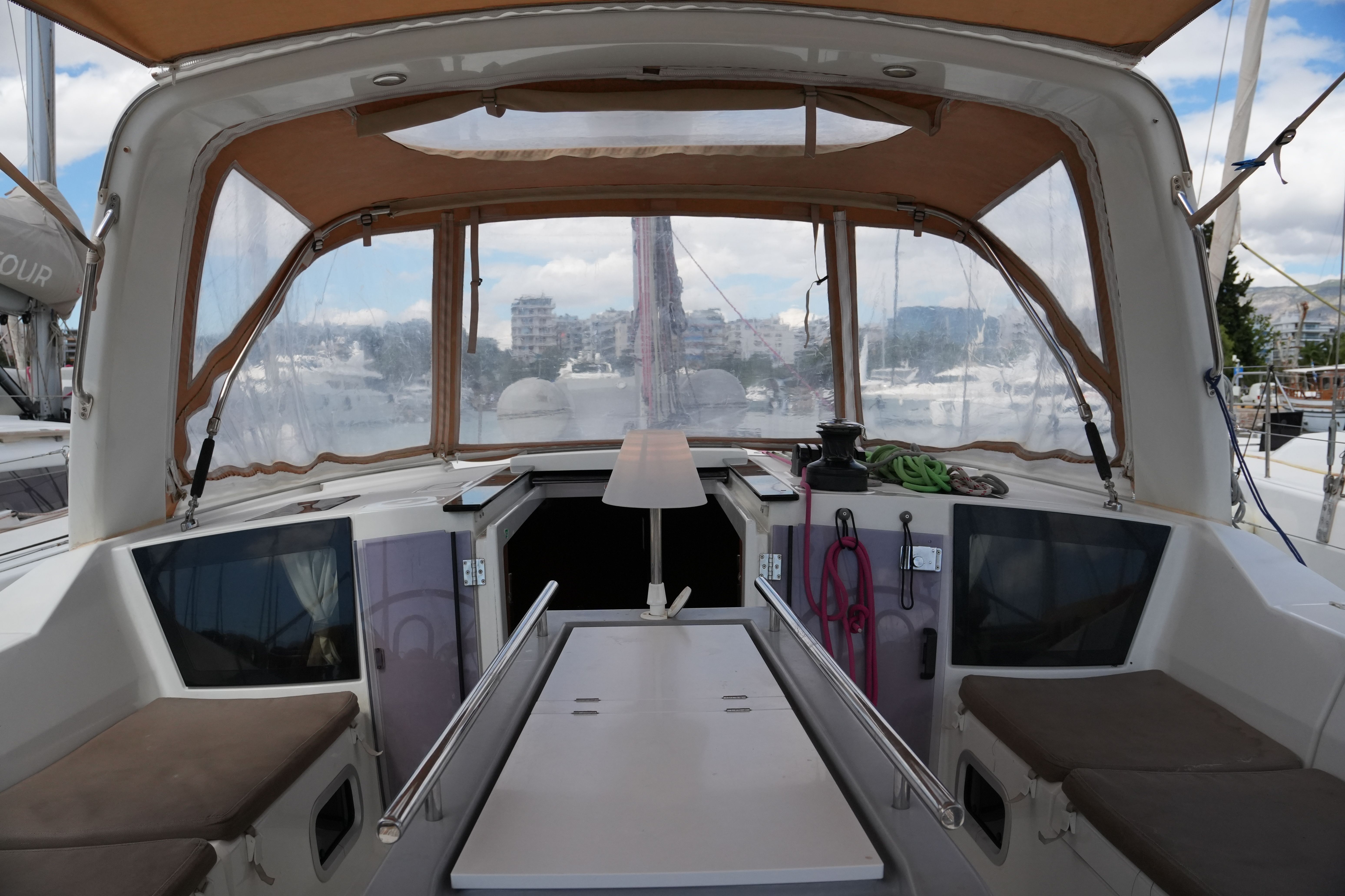 Beneteau Oceanis 41.1 | Poros